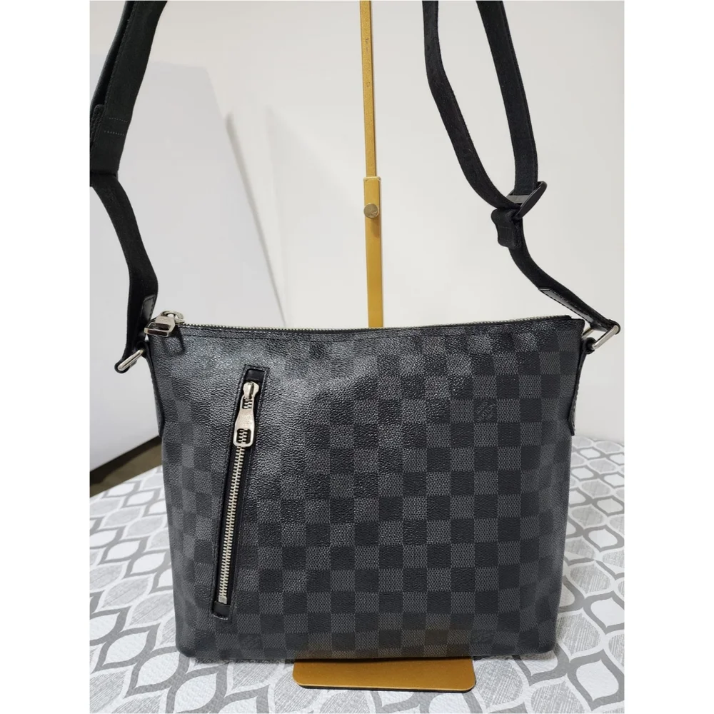 LOUIS VUITTON Damier Graphite Mick PM Shoulder/Crossbody Bag Black/Grey